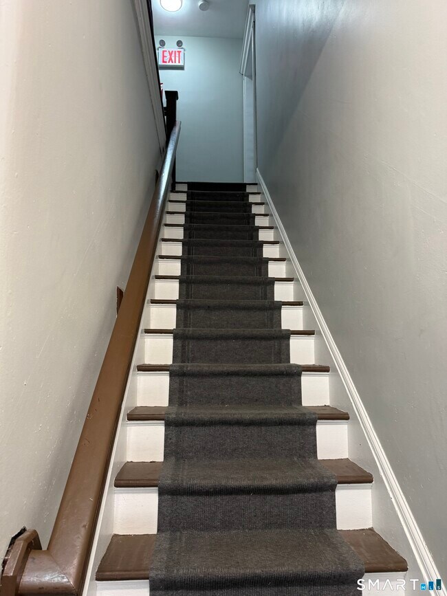 Photo - 483 Barnum Ave Unit 1