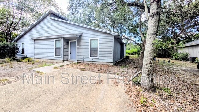 Building Photo - 9565 Sunnehanna Blvd