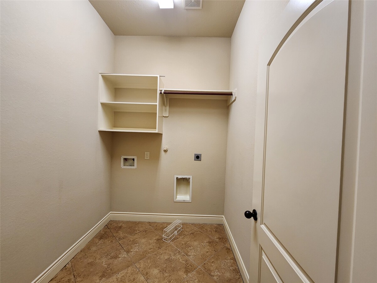 Photo - 27123 Bunker Bluff Ct