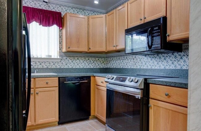 Photo - 42787 Lilley Pointe Dr Unit 42787 Lilley Pointe Dr