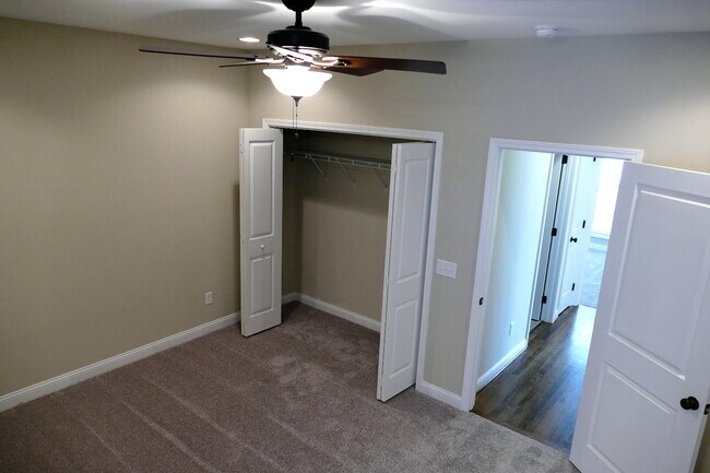 Photo - 907 Somerville Ct Unit 903