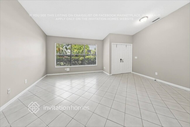 Photo - 378 N Country Club Blvd
