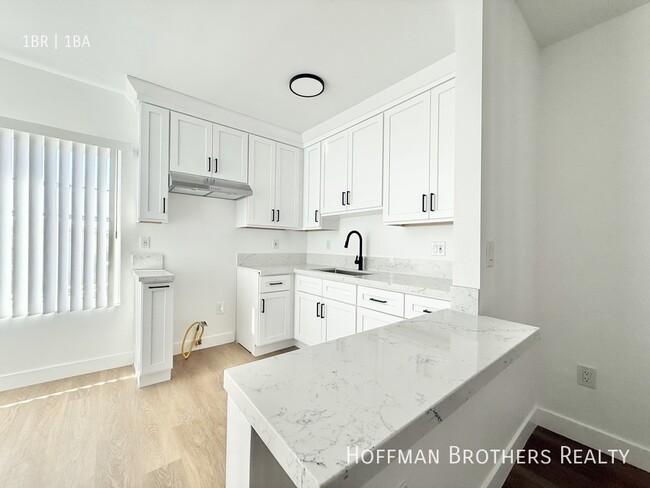 Photo - 7310 S Hoover St Unit 5