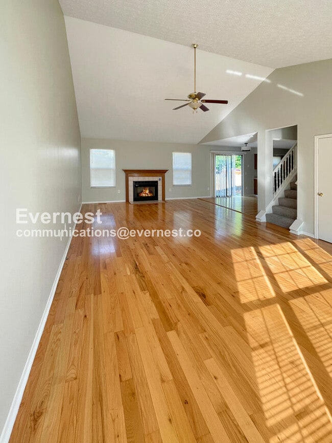 Photo - 2423 Rock Creek Ct