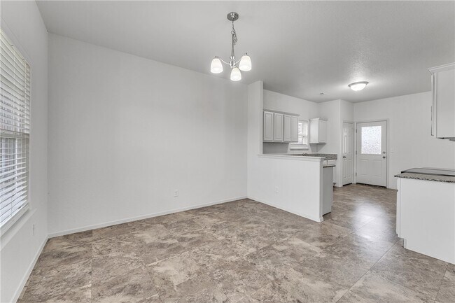 Photo - 4404 SW Gallatine Ave