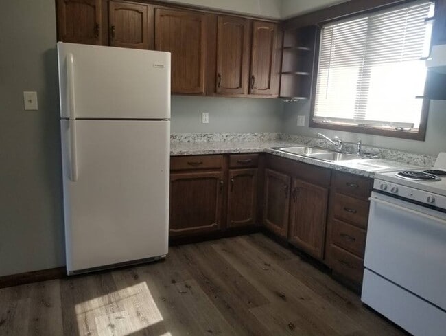 Photo - 519 Morris St