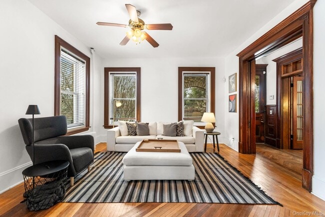 Photo - 16 Bedford Rd Unit 1