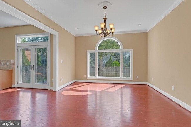 Photo - 7607 Newmarket Dr