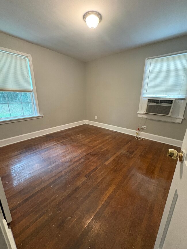 Photo - 2911 Althea St