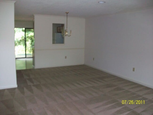 Photo - 103 Calhoun St Unit 13