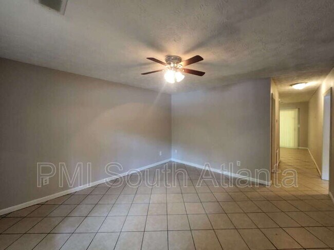 Photo - 107 Spring Ct Unit 107