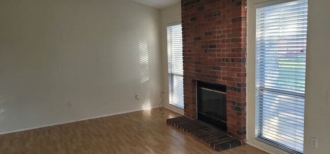 Photo - House For Rent!