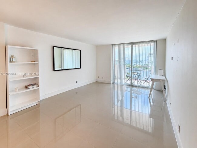 Photo - 1865 S Ocean Dr Unit 8I