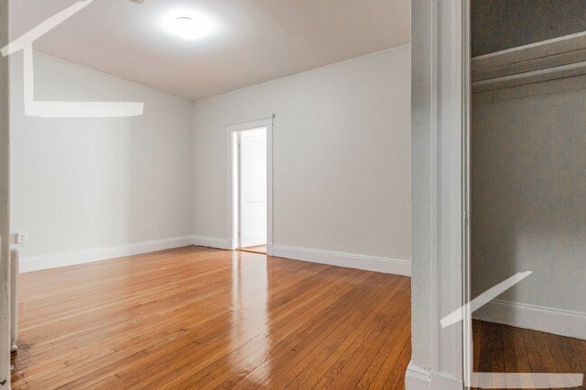 Photo - Spacious 1-Bedroom, Bright Unit in Fenway