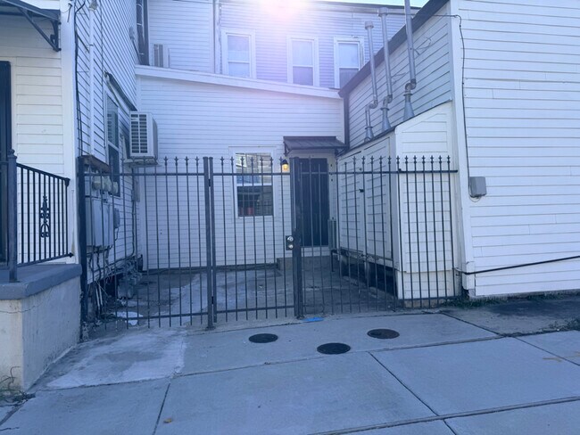 Photo - 910 N Rocheblave St Unit 2437 Dumaine St.