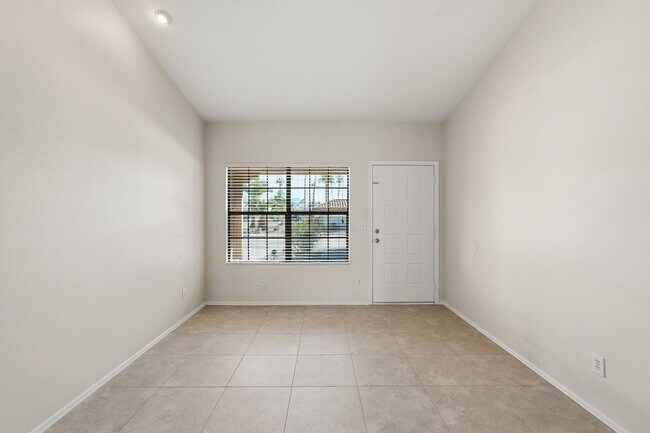 Photo - Charming 3 Bedroom, 2 Bathroom Home in the...