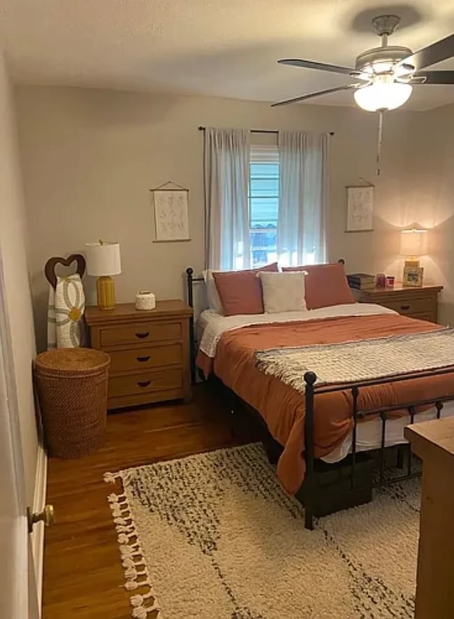 Photo - 1740 Crestridge Dr SE