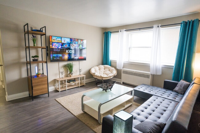 Building Photo - Adelaide - Unit 1