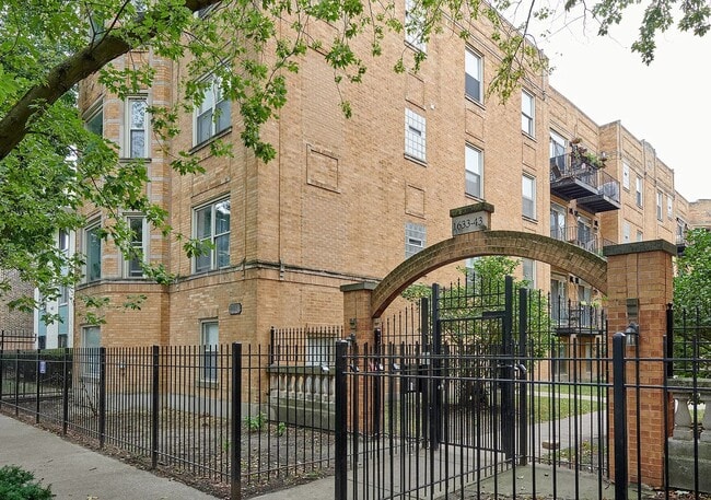 Photo - 1633 W Farwell Ave Condo Unit NB