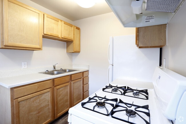 Photo - Viewcrest Village