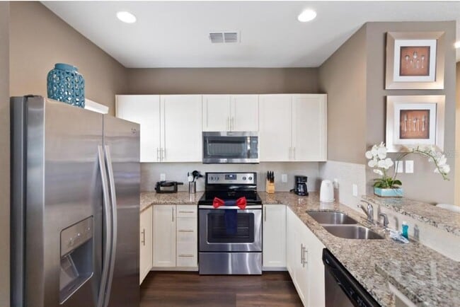 Photo - 3207 Gold Ln