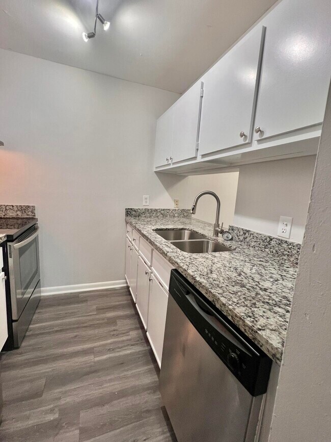 Photo - 1782 Abbey Rd Condo Unit 203
