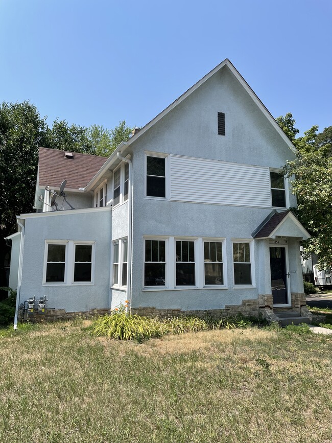 Building Photo - 1854 Jackson St NE Unit 1 Downstairs Rental