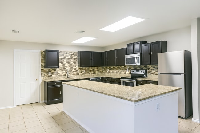 Building Photo - 2802 Redrock Trl Rental