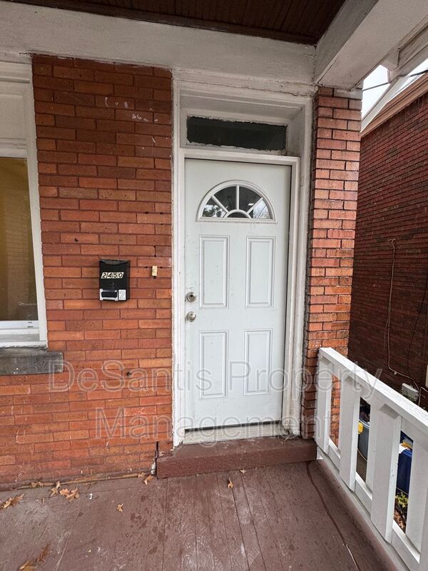 Photo - 2450 Starkamp St Unidad #2