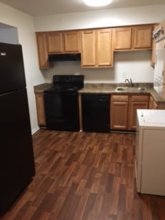 Photo - Thousand Oaks Apartments & Townhomes