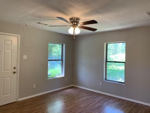 Photo - 719 E Chestnut St