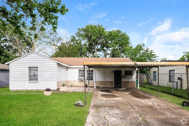 Building Photo - 7730 Darnay Dr Rental