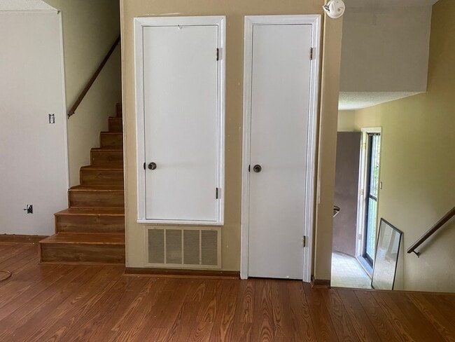 Photo - 14106 Ridgewood Dr