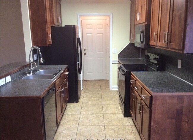 Photo - 6078 White Pine Dr