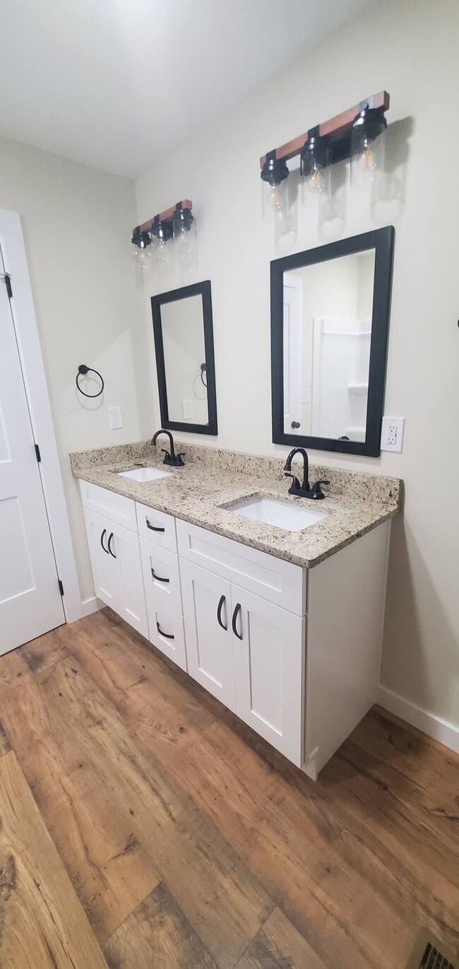 Photo - 283 Hidden River Ave