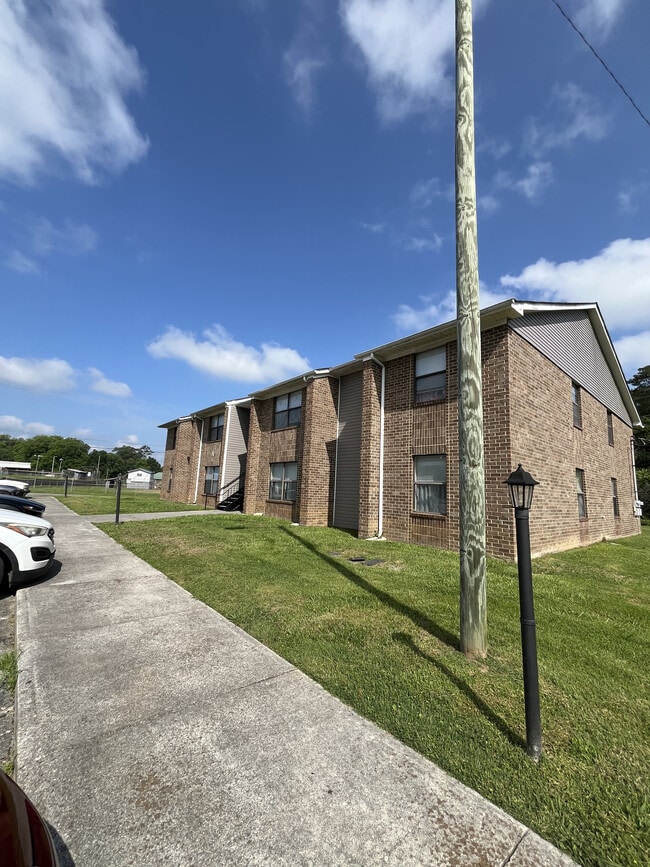 Middle Creek Apartments