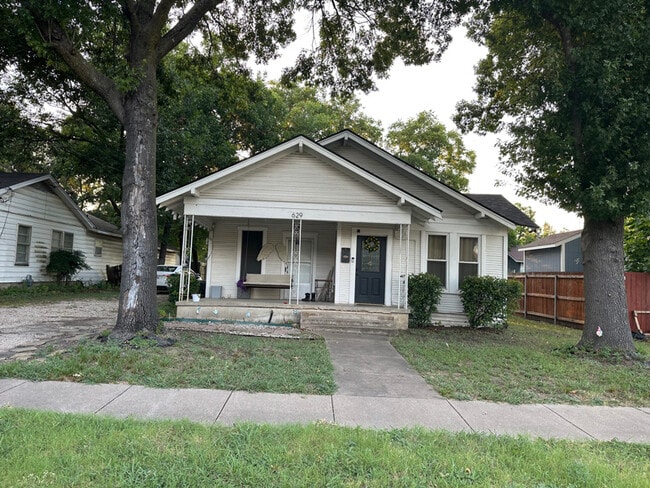 Building Photo - 629 Dunn St Rental