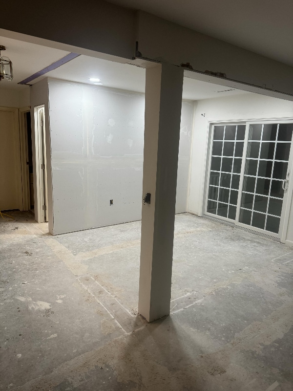 Photo - 737 Lemoyne Ave