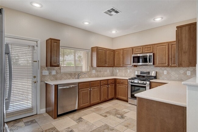 Building Photo - 2264 Bull Lake Dr