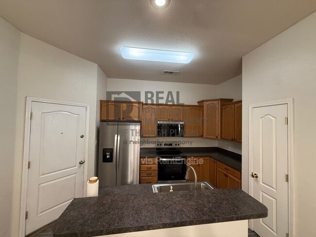 Photo - 1004 Pikes Peak Dr