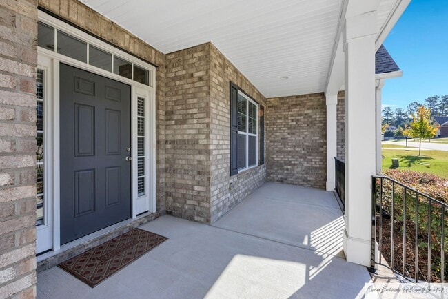 Photo - ONE STORY EXECUTIVE HOME READY FOR YOU IN REGATTA FOREST