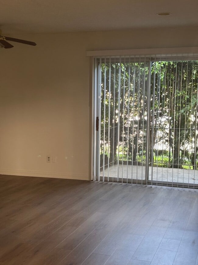 Photo - Bundy 1435 JVG