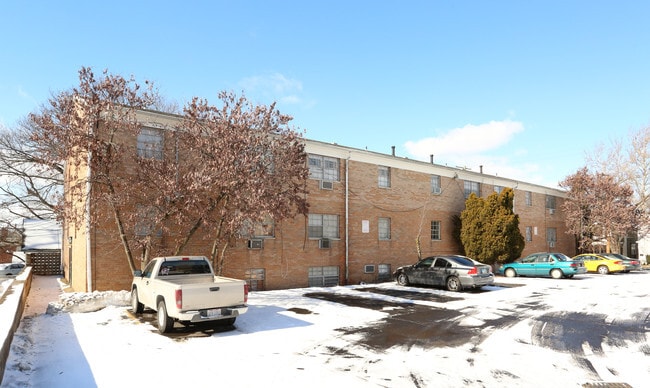 Photo - Duncan Apartments
