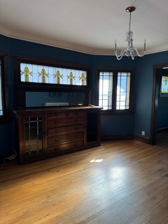 Building Photo - 4741 N Kilbourn Ave Unit 2nd Floor