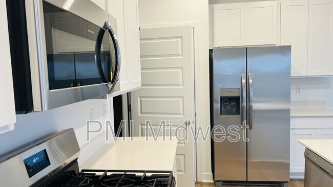 Photo - 4441 Laughter Ct