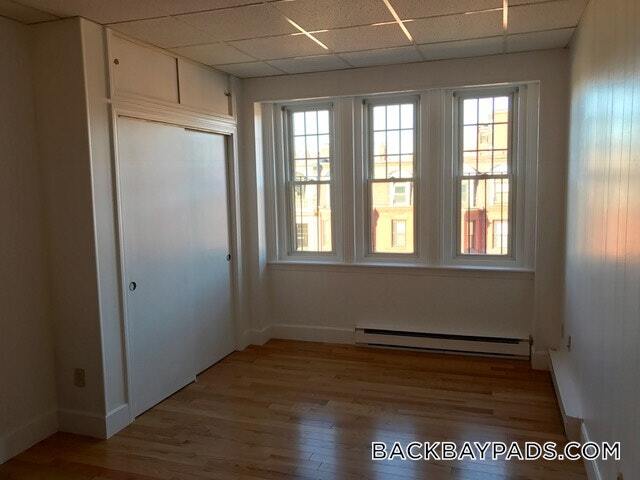 Photo - 272 Newbury St Unit 15