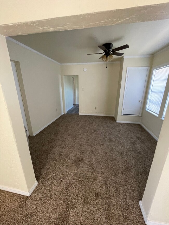 Building Photo - 2032 NW 13th Ave