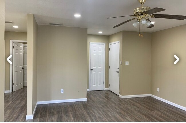 Photo - 129 Springwood Cir Unidad D