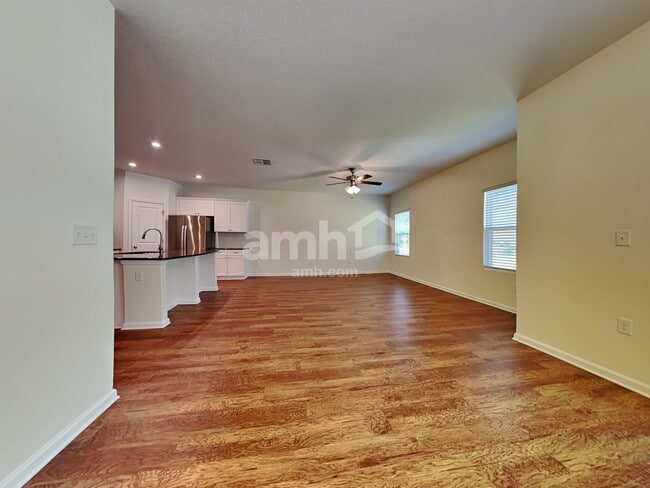 Photo - 8160 Radican Rd