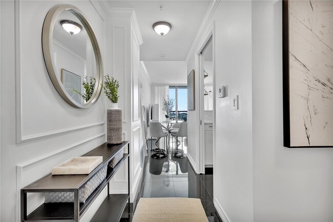 Building Photo - 3350 SW 27th Ave Unit 2104